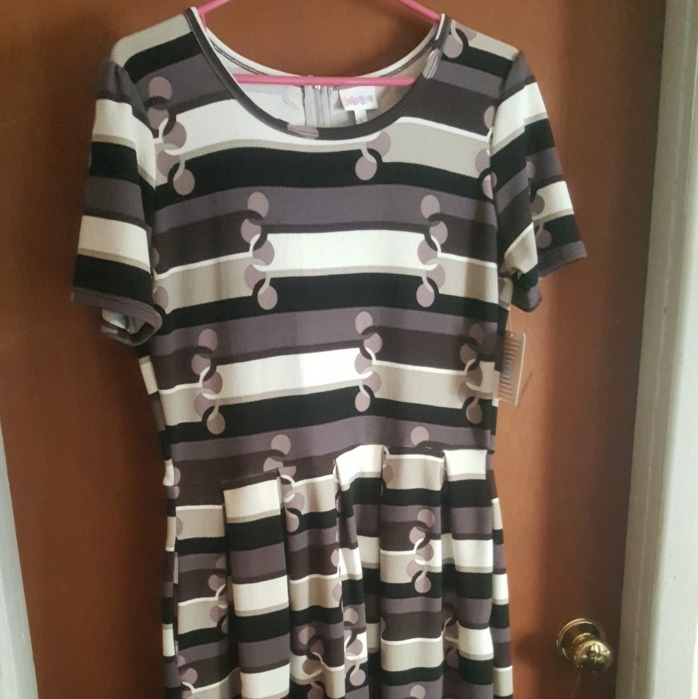 Lularoe Amelia Dress with Pockets